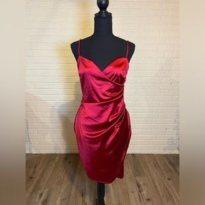 L red dress